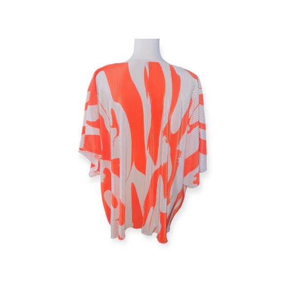 Crimped Flowey Orange and White Top - Picture 3 of 5